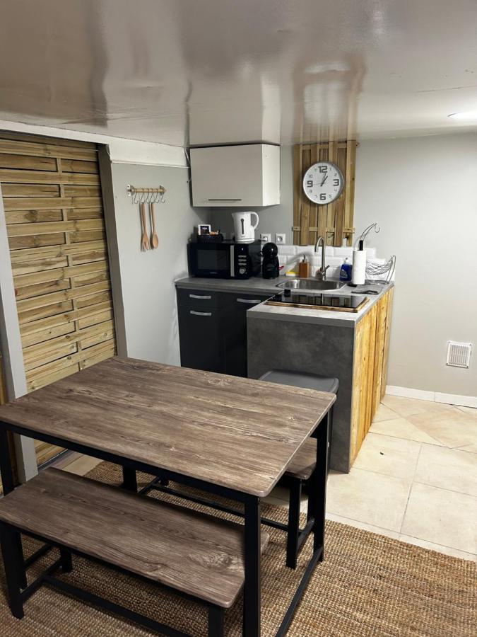 Appartement 2 Chambres Brignoles Bagian luar foto